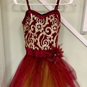 ADULT SMALL DANCE COSTUMES